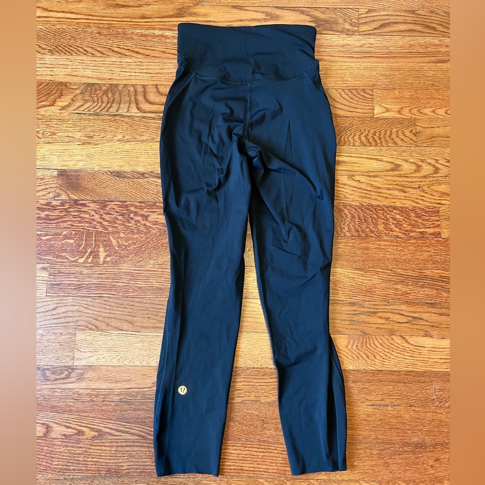 Lululemon Black High-Waist Athletic Leggings size 2